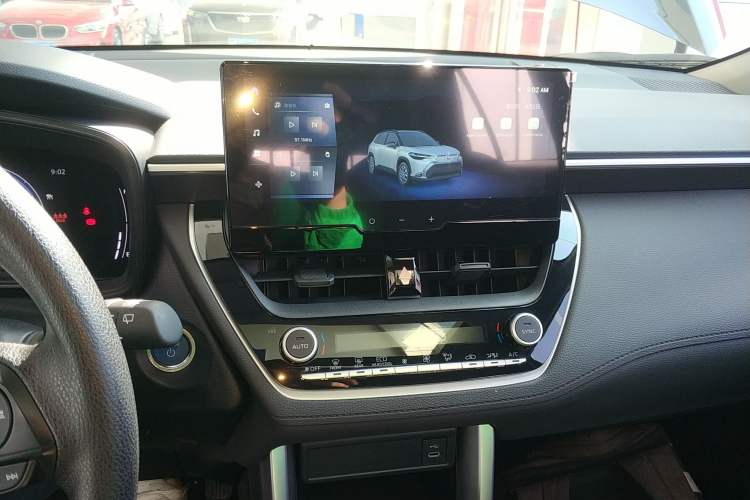 Used Toyota FRONTLANDER 2023 2.0L Smart Electric Hybrid Dual-Engine Leading Edition Audio And AC Panel