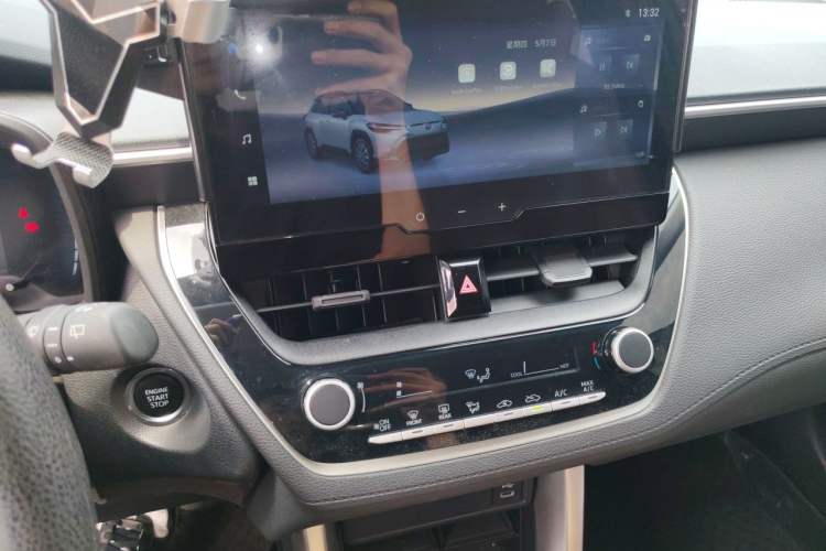 Used Toyota FRONTLANDER 2023 2.0L CVT Leading Edition Audio And AC Panel