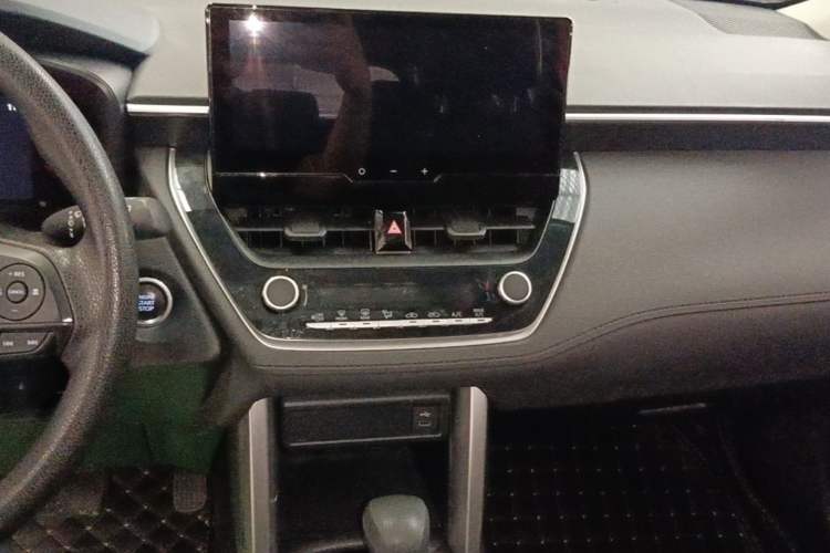 Used Toyota FRONTLANDER 2023 2.0L CVT Leading Edition Audio And AC Panel