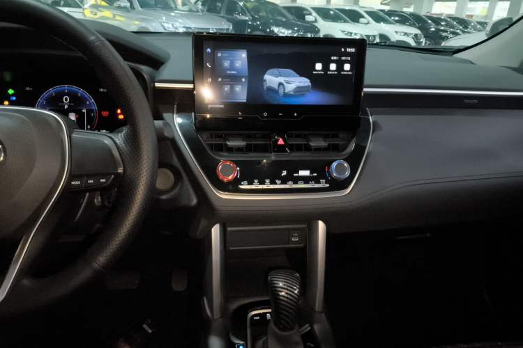 Used Toyota FRONTLANDER 2023 2.0L CVT Elite Edition Audio And AC Panel