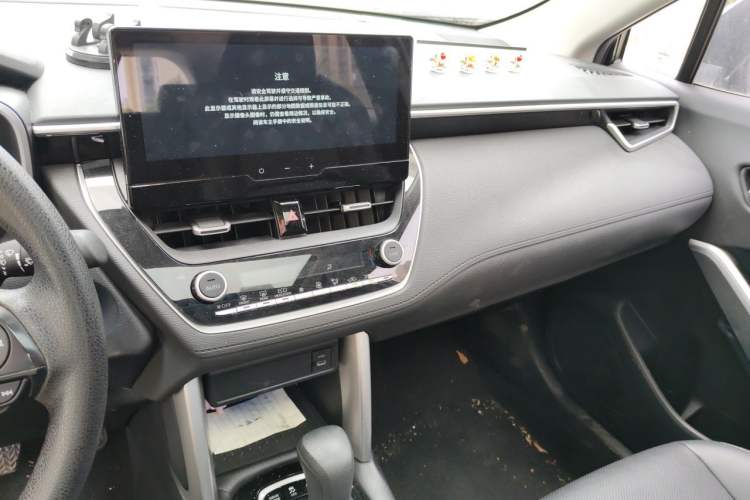 Used Toyota FRONTLANDER 2023 2.0L Smart Electric Hybrid Dual-Engine Luxury Edition Audio And AC Panel