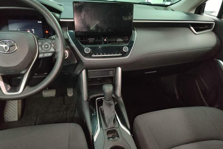 Used Toyota FRONTLANDER 2023 2.0L CVT Leading Edition Audio And AC Panel