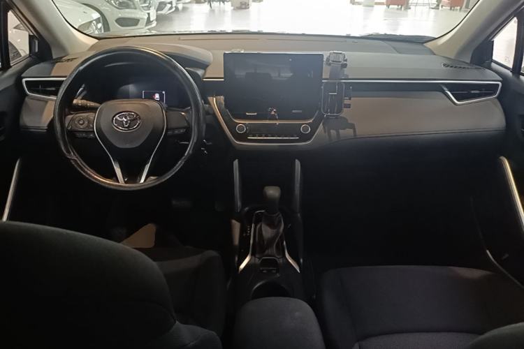 Used Toyota FRONTLANDER 2023 2.0L CVT Elite Edition Center Console