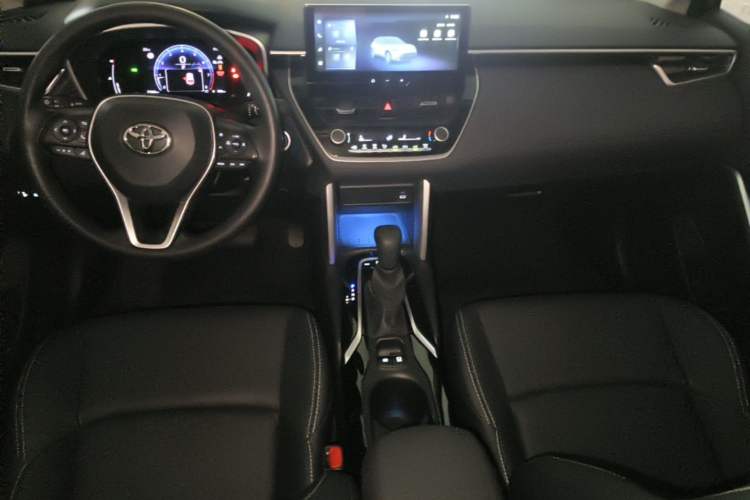 Used Toyota FRONTLANDER 2023 2.0L CVT Luxury Edition Center Console