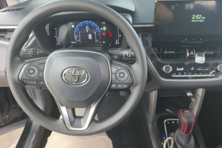 Used Toyota FRONTLANDER 2023 2.0L CVT Leading Edition Center Console