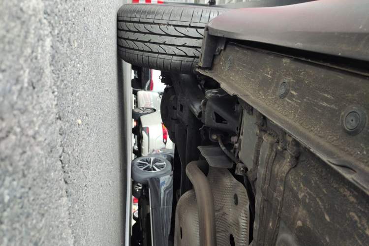 Used Toyota FRONTLANDER 2023 2.0L CVT Leading Edition Chassis Rear Right