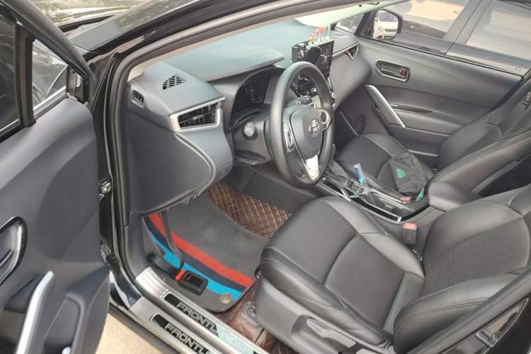 Used Toyota FRONTLANDER 2023 2.0L CVT Elite Edition Driver Seat