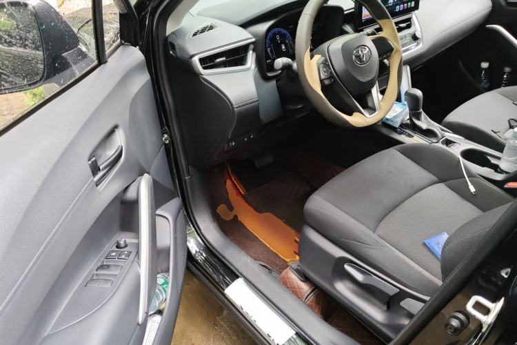 Used Toyota FRONTLANDER 2023 2.0L CVT Elite Edition Driver Seat