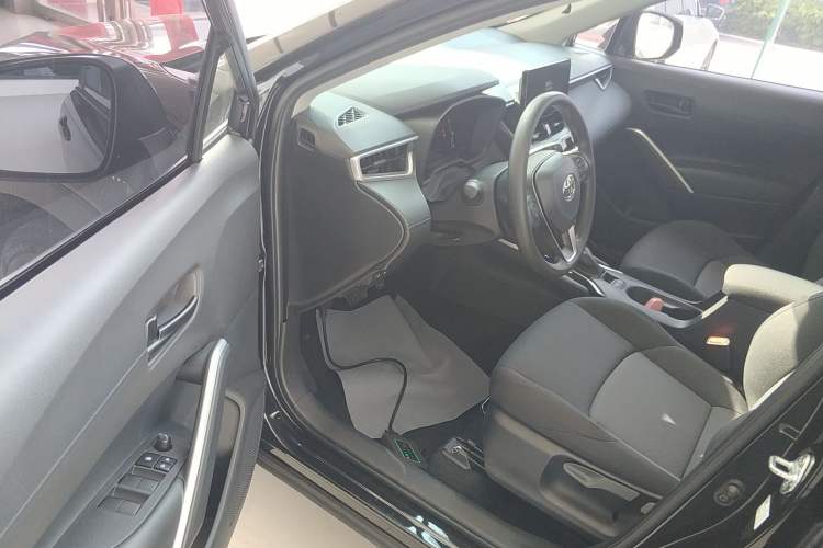 Used Toyota FRONTLANDER 2023 2.0L Smart Electric Hybrid Dual-Engine Leading Edition Driver Seat