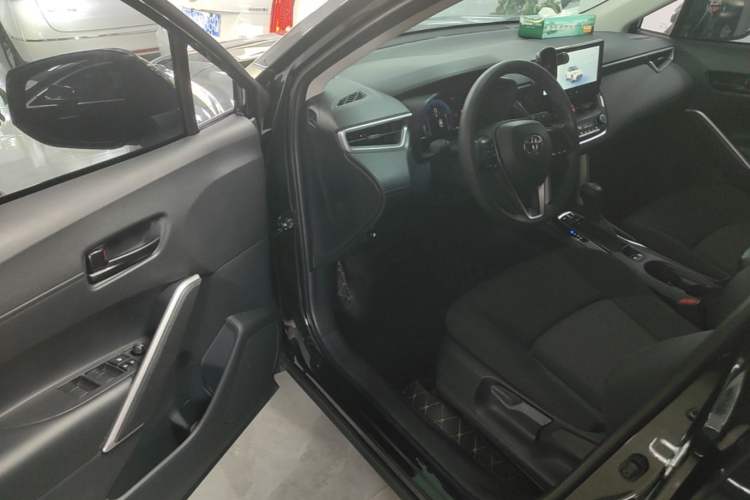 Used Toyota FRONTLANDER 2023 2.0L CVT Elite Edition Driver Seat