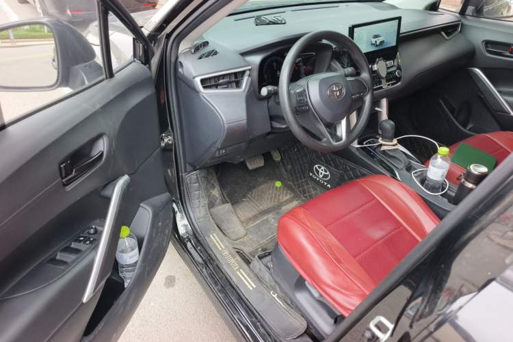 Used Toyota FRONTLANDER 2023 2.0L CVT Elite Edition Driver Seat