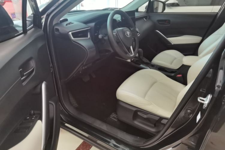 Used Toyota FRONTLANDER 2023 2.0L Smart Electric Hybrid Dual-Engine Leading Edition Driver Seat