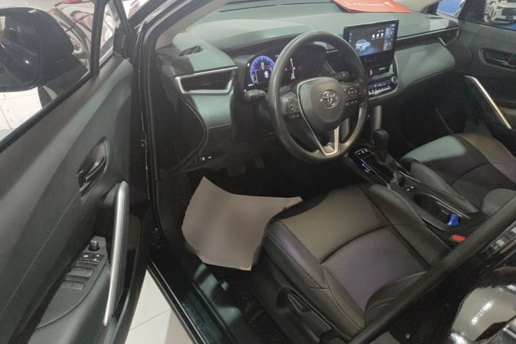 Used Toyota FRONTLANDER 2023 2.0L CVT Leading Edition Driver Seat