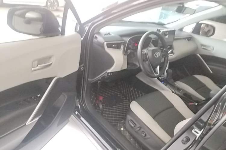 Used Toyota FRONTLANDER 2023 2.0L Smart Electric Hybrid Dual-Engine Luxury Edition Driver Seat