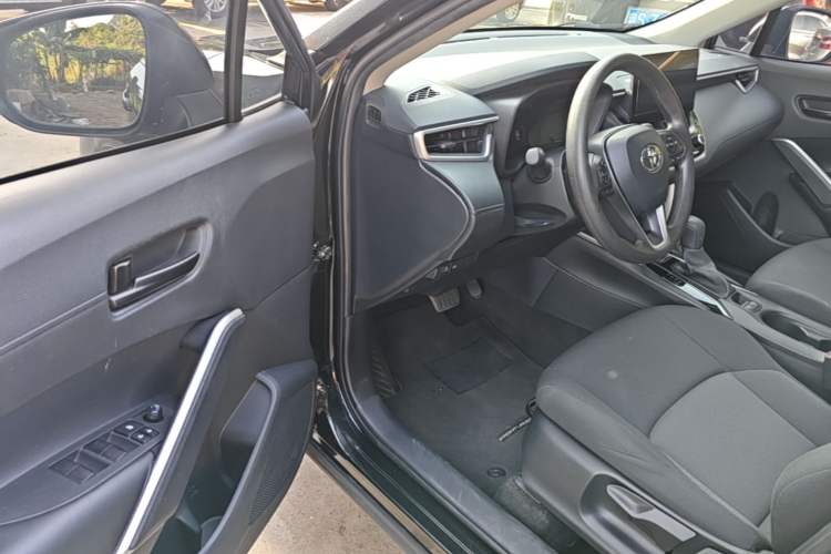 Used Toyota FRONTLANDER 2023 2.0L CVT Leading Edition Driver Seat