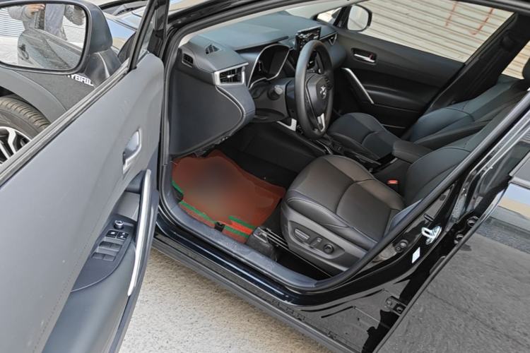 Used Toyota FRONTLANDER 2023 2.0L Smart Electric Hybrid Dual-Engine Luxury Edition Driver Seat