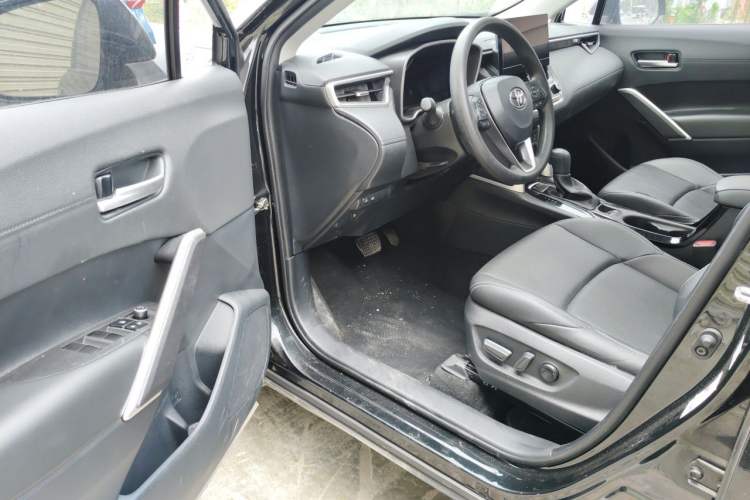 Used Toyota FRONTLANDER 2023 2.0L Smart Electric Hybrid Dual-Engine Luxury Edition Driver Seat