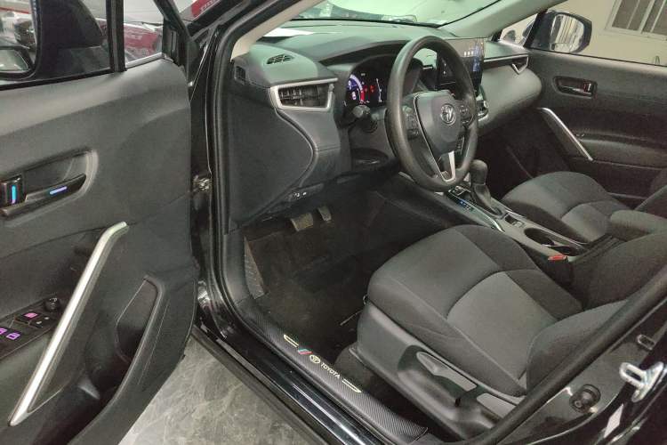 Used Toyota FRONTLANDER 2023 2.0L CVT Leading Edition Driver Seat
