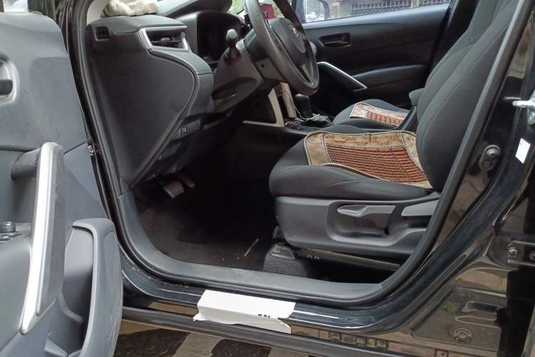 Used Toyota FRONTLANDER 2023 2.0L CVT Elite Edition Driver Seat