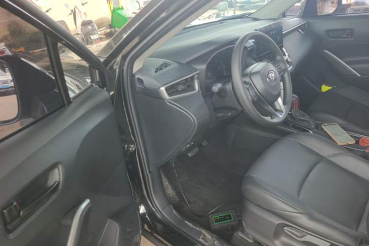 Used Toyota FRONTLANDER 2023 2.0L CVT Leading Edition Driver Seat