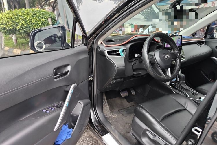 Used Toyota FRONTLANDER 2023 2.0L CVT Elite Edition Driver Seat
