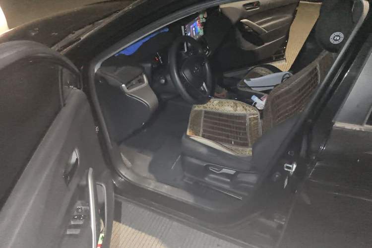 Used Toyota FRONTLANDER 2023 2.0L CVT Elite Edition Driver Seat