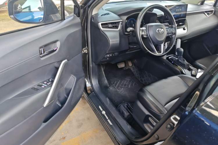 Used Toyota FRONTLANDER 2023 2.0L Smart Electric Hybrid Dual-Engine Leading Edition Driver Seat