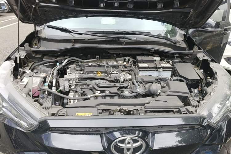 Used Toyota FRONTLANDER 2023 2.0L CVT Elite Edition Engine Bay