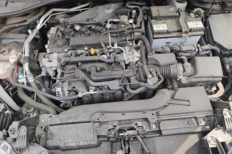 Used Toyota FRONTLANDER 2023 2.0L CVT Leading Edition Engine Bay