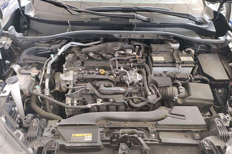 Used Toyota FRONTLANDER 2023 2.0L CVT Elite Edition Engine Bay