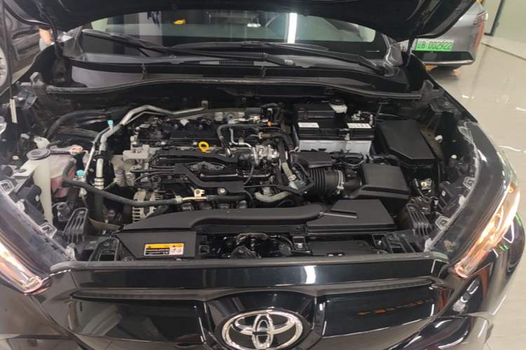 Used Toyota FRONTLANDER 2023 2.0L CVT Elite Edition Engine Bay