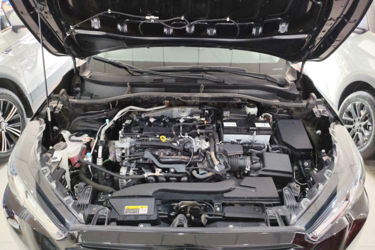 Used Toyota FRONTLANDER 2023 2.0L CVT Elite Edition Engine Bay