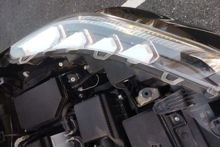 Used Toyota FRONTLANDER 2023 2.0L CVT Luxury Edition Engine Bay Left