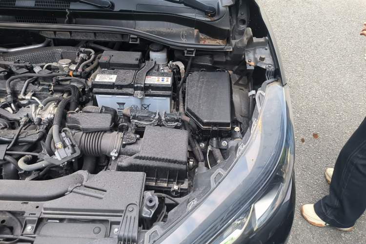 Used Toyota FRONTLANDER 2023 2.0L CVT Elite Edition Engine Bay Left