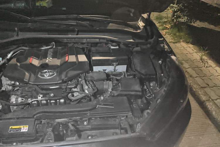 Used Toyota FRONTLANDER 2023 2.0L CVT Elite Edition Engine Bay Left