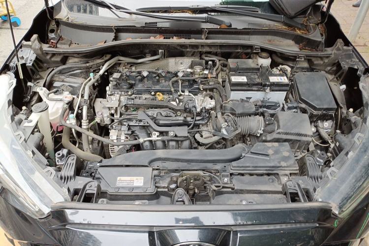Used Toyota FRONTLANDER 2023 2.0L CVT Elite Edition Engine Bay