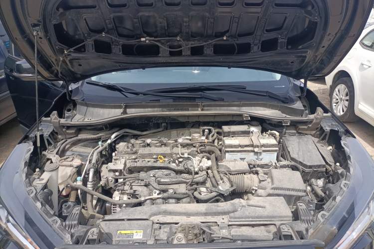 Used Toyota FRONTLANDER 2023 2.0L CVT Elite Edition Engine Bay
