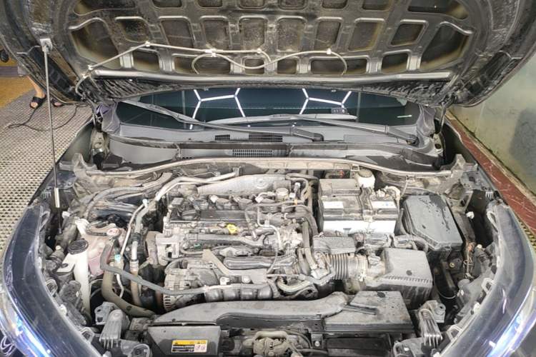 Used Toyota FRONTLANDER 2023 2.0L CVT Leading Edition Engine Bay