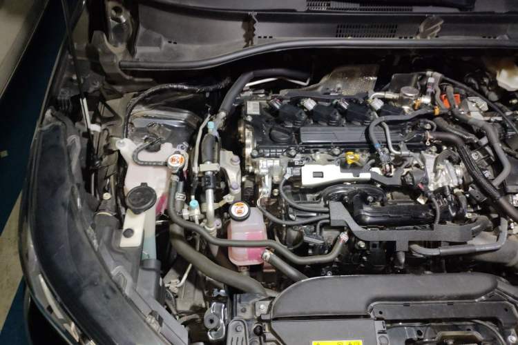 Used Toyota FRONTLANDER 2023 2.0L Smart Electric Hybrid Dual-Engine Leading Edition Engine Bay Right