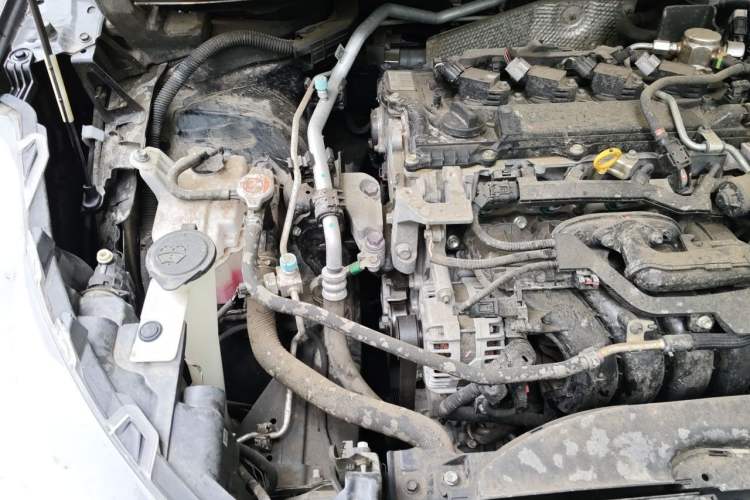 Used Toyota FRONTLANDER 2023 2.0L CVT Elite Edition Engine Bay Right