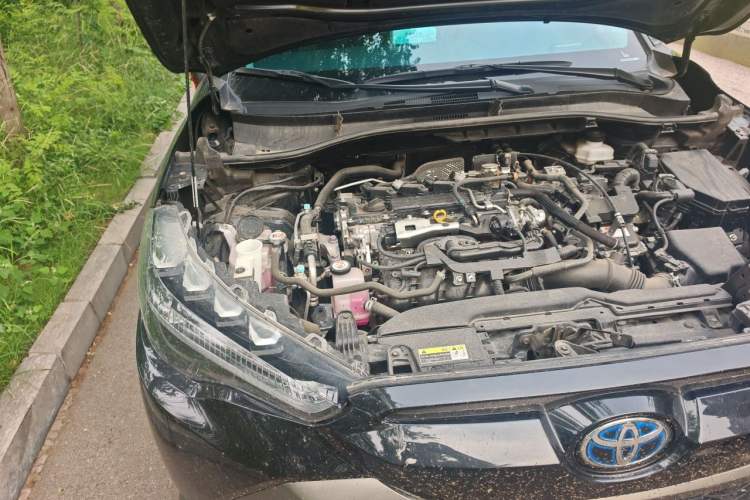 Used Toyota FRONTLANDER 2023 2.0L Smart Electric Hybrid Dual-Engine Luxury Edition Engine Bay Right
