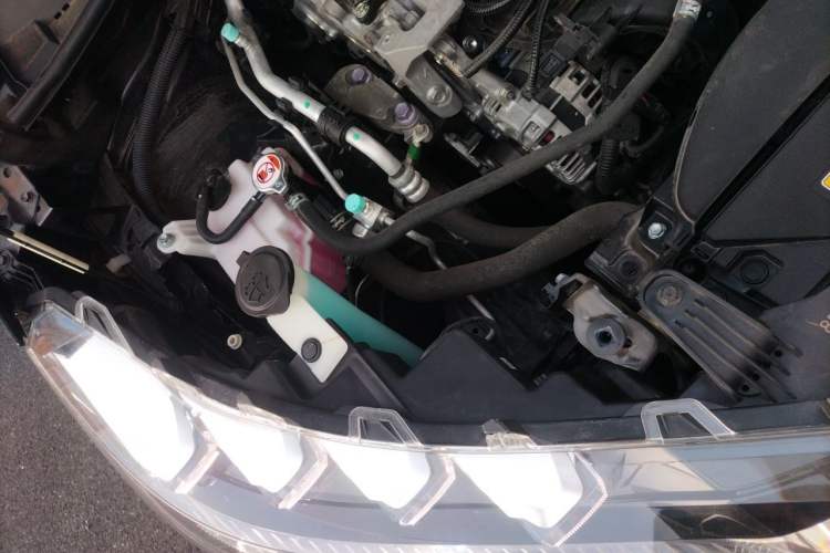 Used Toyota FRONTLANDER 2023 2.0L CVT Luxury Edition Engine Bay Right