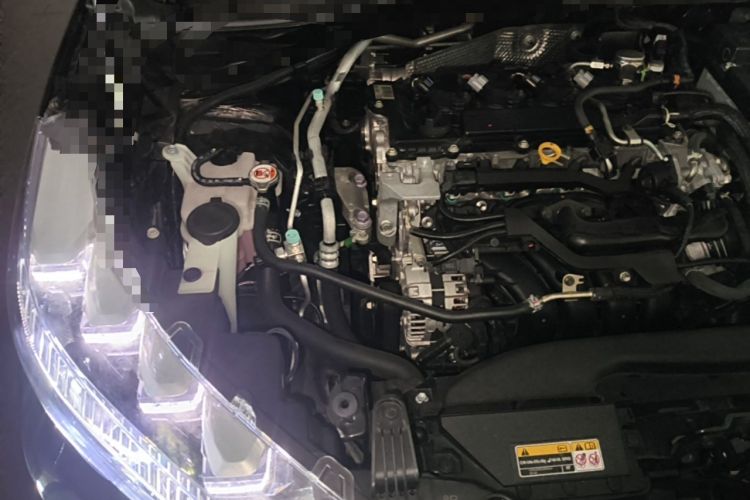 Used Toyota FRONTLANDER 2023 2.0L CVT Luxury Edition Engine Bay Right