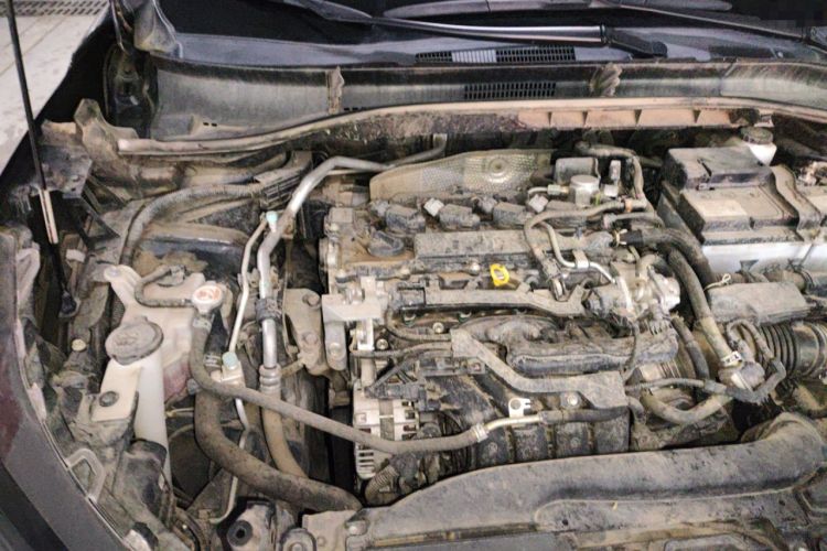 Used Toyota FRONTLANDER 2023 2.0L CVT Elite Edition Engine Bay Right