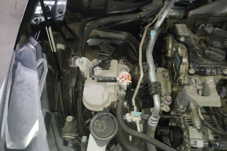 Used Toyota FRONTLANDER 2023 2.0L CVT Luxury Edition Engine Bay Right