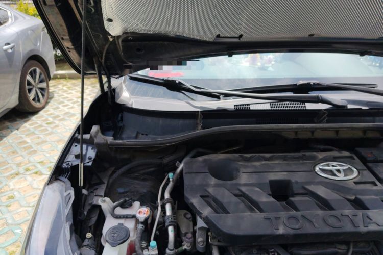 Used Toyota FRONTLANDER 2023 2.0L CVT Elite Edition Engine Bay Right