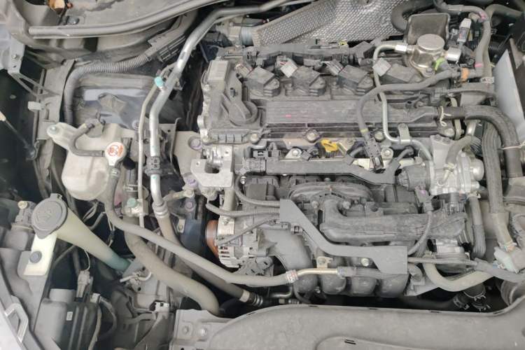 Used Toyota FRONTLANDER 2023 2.0L CVT Elite Edition Engine Bay Right