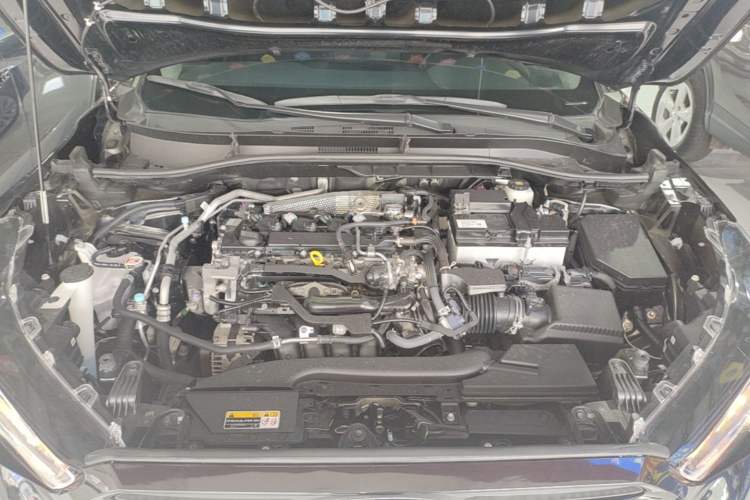 Used Toyota FRONTLANDER 2023 2.0L CVT Elite Edition Engine Bay