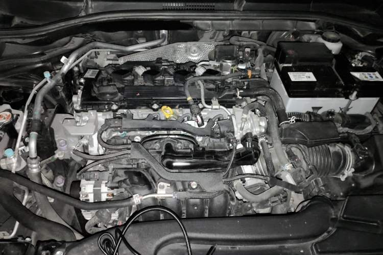 Used Toyota FRONTLANDER 2023 2.0L CVT Elite Edition Engine Bay
