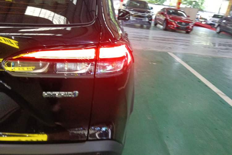 Used Toyota FRONTLANDER 2023 2.0L Smart Electric Hybrid Dual-Engine Luxury Edition Exterior 3
